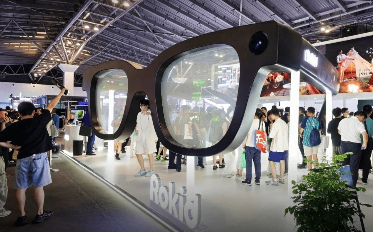 +AI眼镜的“小而美”Rokid先交卷了开元棋牌app5天爆卖40000台做AR(图9)